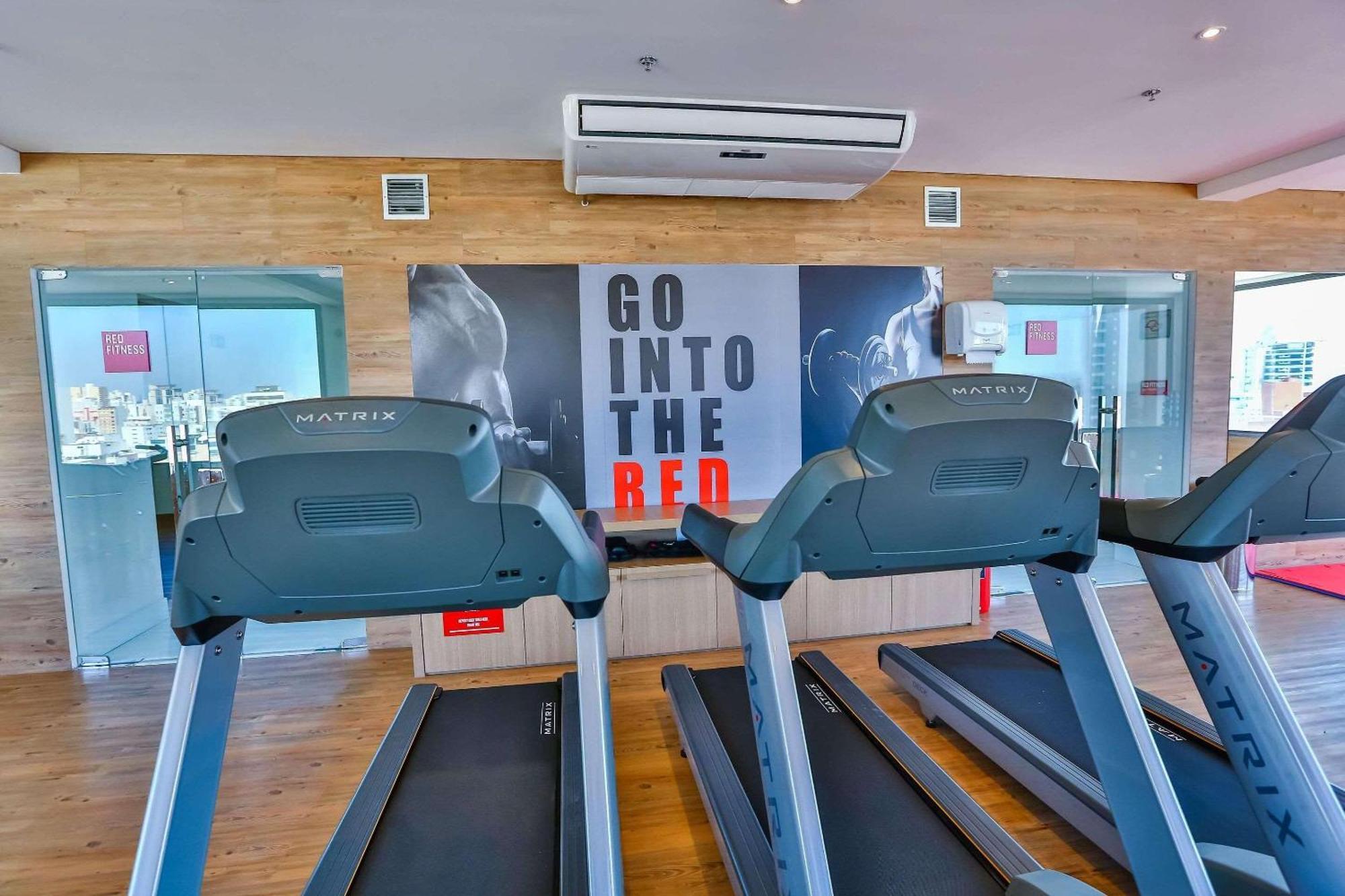 Отель Radisson Red Campinas Кампинас Экстерьер фото Anytime Fitness in Hyderabad, India
